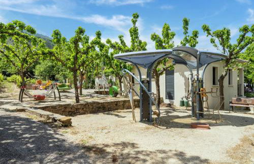 Relaxing Family Stay in Les Vans - Foto 32