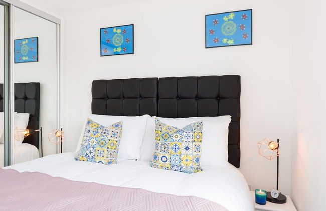 Sherlock Modern Home by Svelte Living - Foto 2