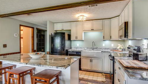 Tee Off in the Mtns Sky Valley Condo with View! - Foto 4