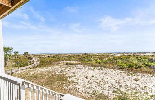 Oceanfront St Helena Island Condo with Beach Access! - Foto 26