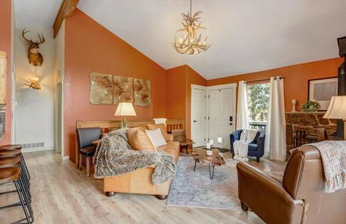 Pinetop Cabin Hot Tub BBQ Arcade Scenic Escape - Foto 10