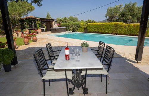 Eco Stone Villa with Private Pool and Jacuzzi - Foto 70