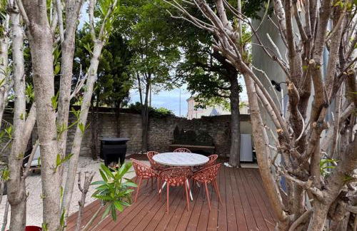 Elivi Elegant Art Deco house with Garden Walk to the Heart of Town - Photo 3