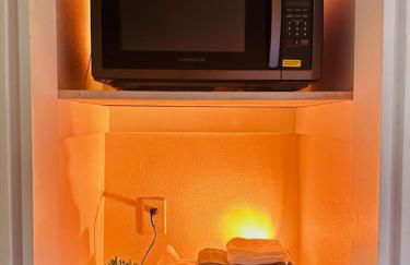 in Baker St. Abode Minutes to Downtown - Foto 12