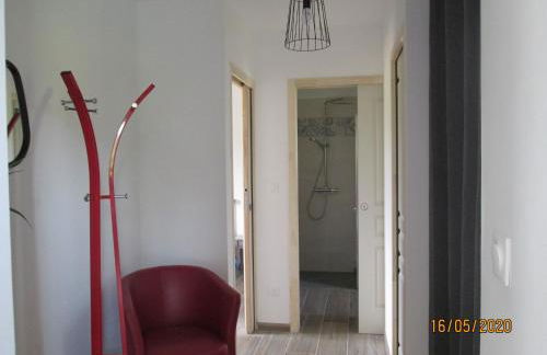 Modern holiday home in Crux-La-Ville with terrace - Foto 56