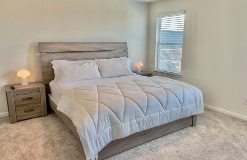 Spacious 3BR with Loft and Patio - Foto 17