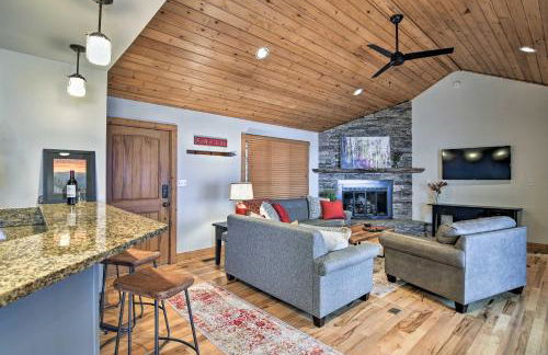 Cabin with Fireplace and Mountain Views 5 Mi to Boone - Foto 6