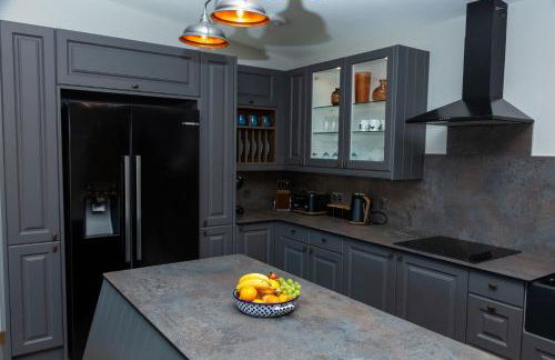 Birches Lodge with Hot Tub - Foto 30