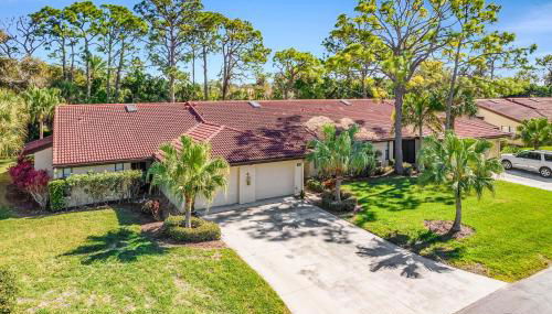 Relaxing Sarasota Retreat Near Beaches, Pool & Tennis - Spanish Pine Villa #210 - Roelens - Foto 1