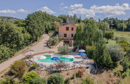 Villa San Lorenzo - Hilltop Villa With Private Pool, Jacuzzi & AirCO - Photo 1