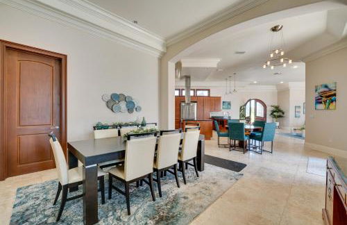 Groveland Home with Pool Luxurious Lakefront Oasis! - Foto 10