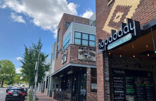 The Grant | 9 mins to downtown, Vandy on foot - Foto 36