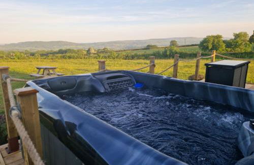 Wye Valley Cabin - Photo 10