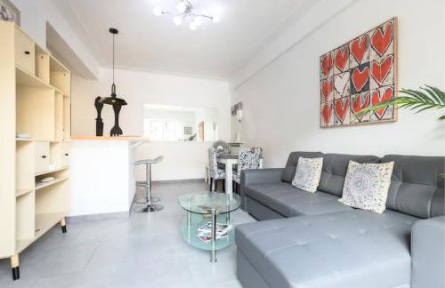 Beautiful & spacious 2 bed Apt near Nice Center - Photo 8