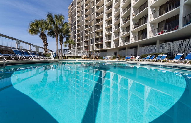 Edgewater Tower 2 Unit 409 - Foto 1