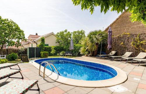 Old Stone House with private Swimming Pool - Photo 47