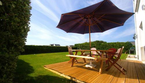 Tipoz'Immo - maison Ar Baradoz - 800m de la plage - wifi inclus - linge inclus - terrasse et jardin clos - parking gratuit - Foto 3, Garden, Garden view