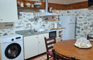 Woodstone House - Photo 4