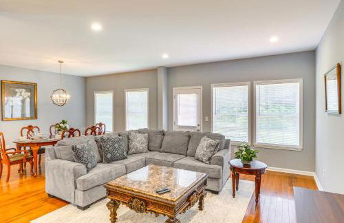 Louisville Retreat with Deck about 11 Mi to Downtown! - Foto 5