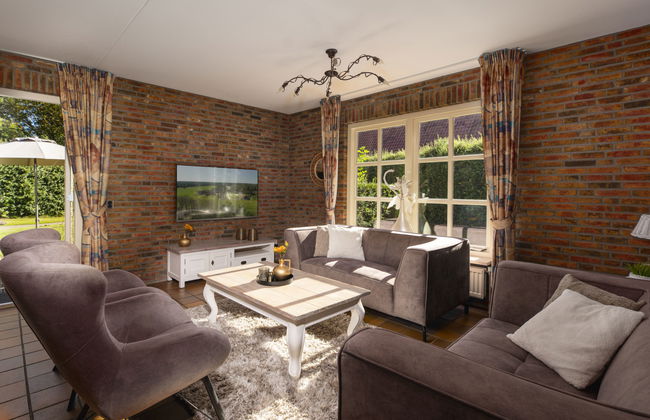 4 bedroom House in Losser with garden - Photo 2