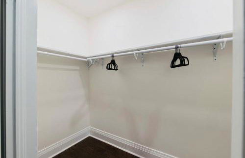 Near Ft Moore Ft Benning and CSU Restored Historic Home - Foto 24