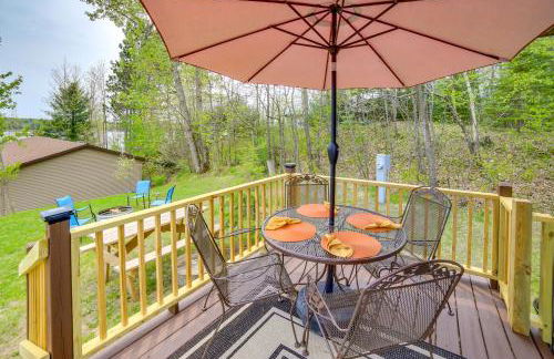 Lakefront Wisconsin Home with Boat Dock and Fire Pit! - Foto 26