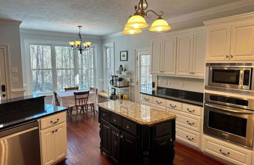 Luxury Masters Rental 5BR 4 Acre Estate Fire Pit Gym 2 Verandas - Foto 22