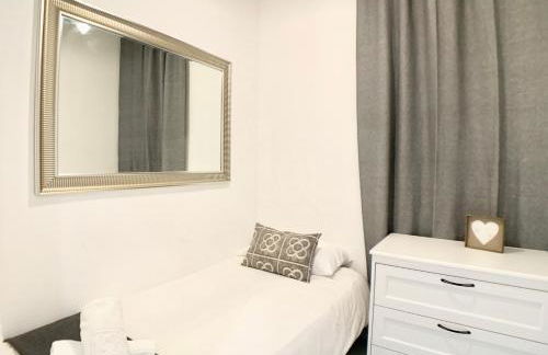 Charm Miró - Photo 14