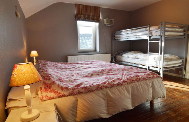 Stone-built Holiday Home in Dinant With Terrace - Foto 4