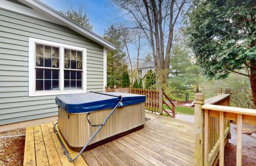 Seaglass Lakeshore Cottage - Foto 30