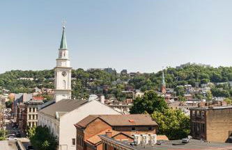 The Penthouse- Heart of OTR w/Rooftop Terrace - Foto 51