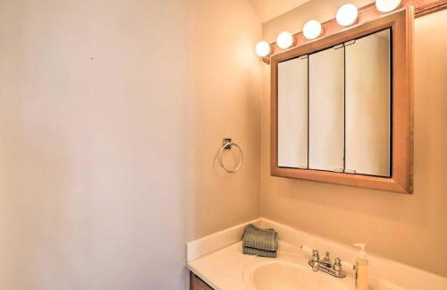 Charming, Spacious and Pet-Friendly Buena Vista Home - Photo 35