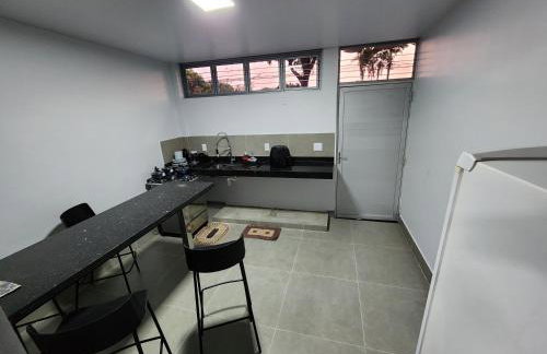 Suíte3 Individual Mobiliada com Ar Wi-Fi e Garagem - Tudo Exclusivo - Foto 12