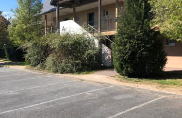 Studio en résidence avec parking - Photo 13