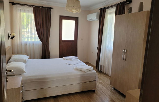 Oasis Apart Hotel - Photo 5