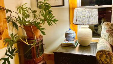 Charming 120-year-old farmhouse by the creek. - Foto 2