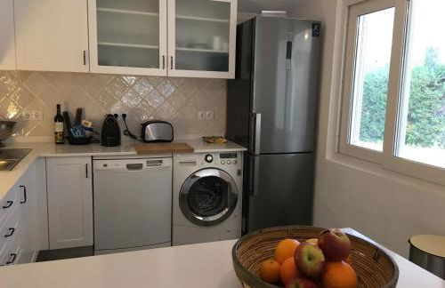 Villa Zen - beautiful private pool-heating option, hot tub, beautiful garden - Foto 27