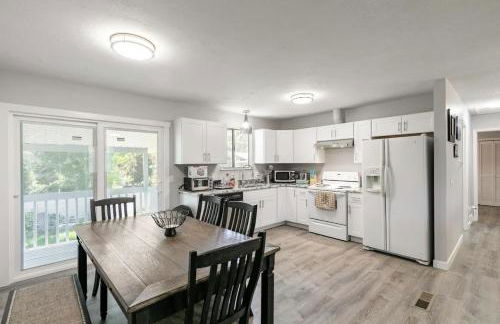 Beautiful Home with Mountain Views - Foto 47