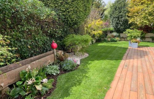 Exklusive Wohnung mit herrlicher Terrasse und Garten - Foto 18