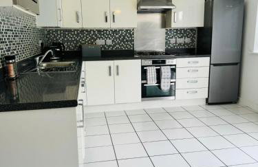 The Grace House Entire 4bed detached - Foto 4