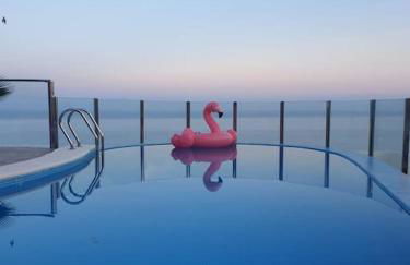 Villa Lumi - Photo 1