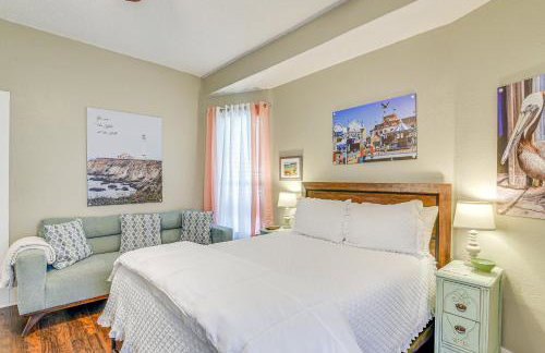 half Mi to Seawall! Family Home with Furnished Patio - Foto 10