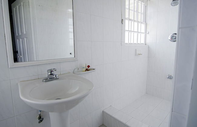 Sea Bliss Barbados -3 B R Villa w Staff - Foto 10