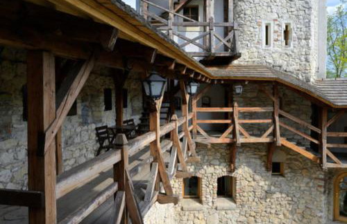 Zamek Korzkiew - Foto 45