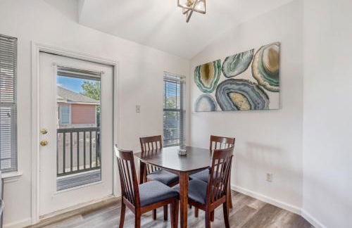 Quaint 2BD2B Condo* Fully Furnished*Amazing Patio* - Photo 12