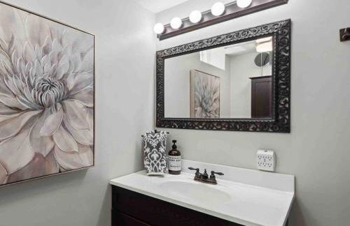 The Urban Roost I A Rustic City Escape - Foto 24