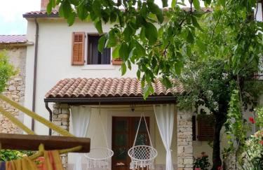 Apartment PARENZANA, little row HOUSE with big green yard in central Istria - Foto 16