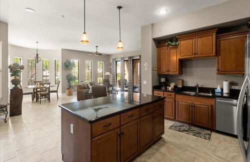 Shared Poolside Fun-Hot Tub-Gym & More - Foto 16