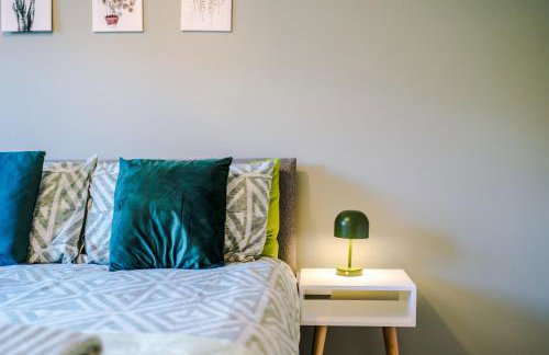 3 Bedroom Semi-Detached Home Sleeps 5 with Driveway - Foto 35