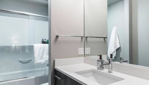 Luxury Townhome on the Park with Bridger Mtn Views - Foto 2